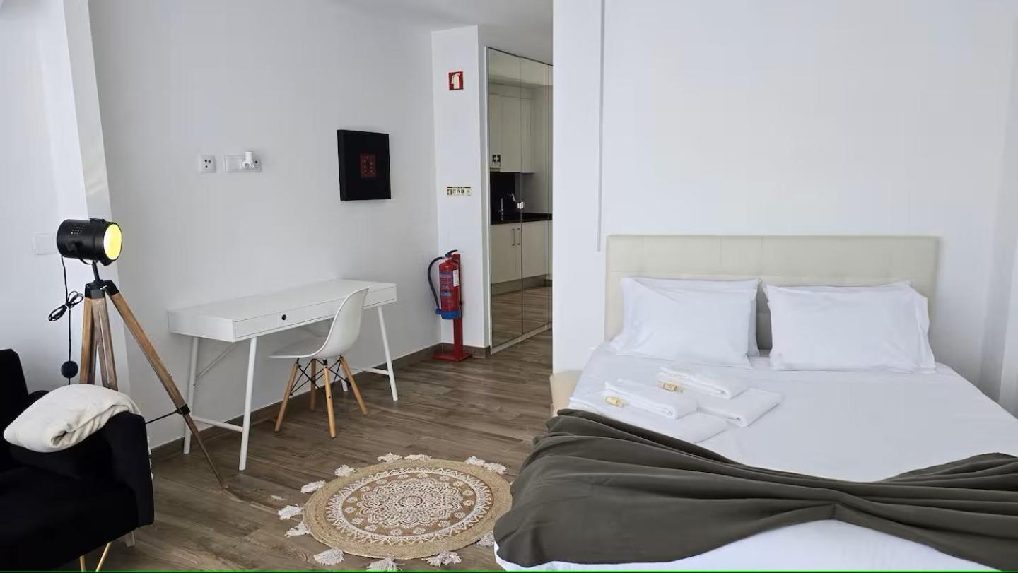 אבאירו Iconik Design Apartments מראה חיצוני תמונה