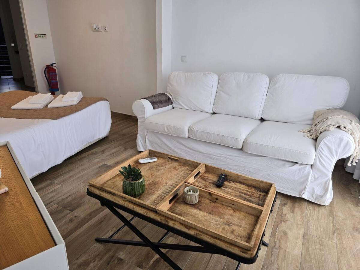 אבאירו Iconik Design Apartments מראה חיצוני תמונה