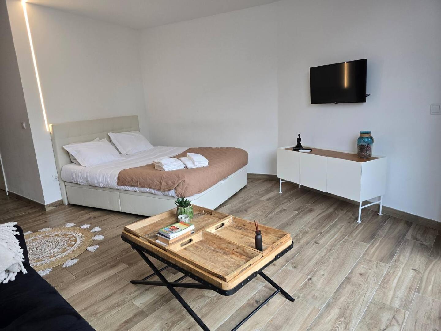 אבאירו Iconik Design Apartments מראה חיצוני תמונה
